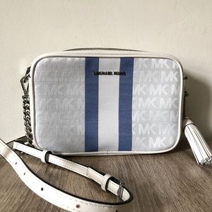 Michael Kors crossbody purse